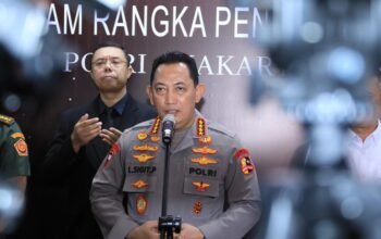 Kapolri Jenderal Polisi Listyo Sigit Prabowo memimpin rapat lintas sektoral untuk persiapan pengamanan Natal dan Tahun Baru (Nataru) 2024/Hibata.id