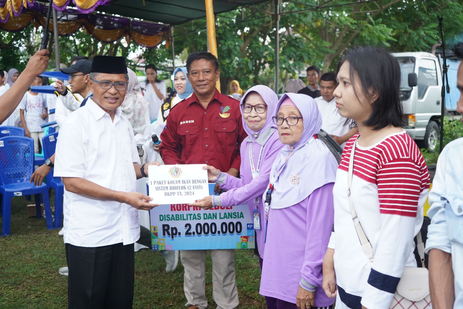 Pemerintah Kota Gorontalo secara saat mencanangkan Kampung Cinta Penyandang Disabilitas dan Lansia. (Foto: Humas Pemkot Gorontalo)