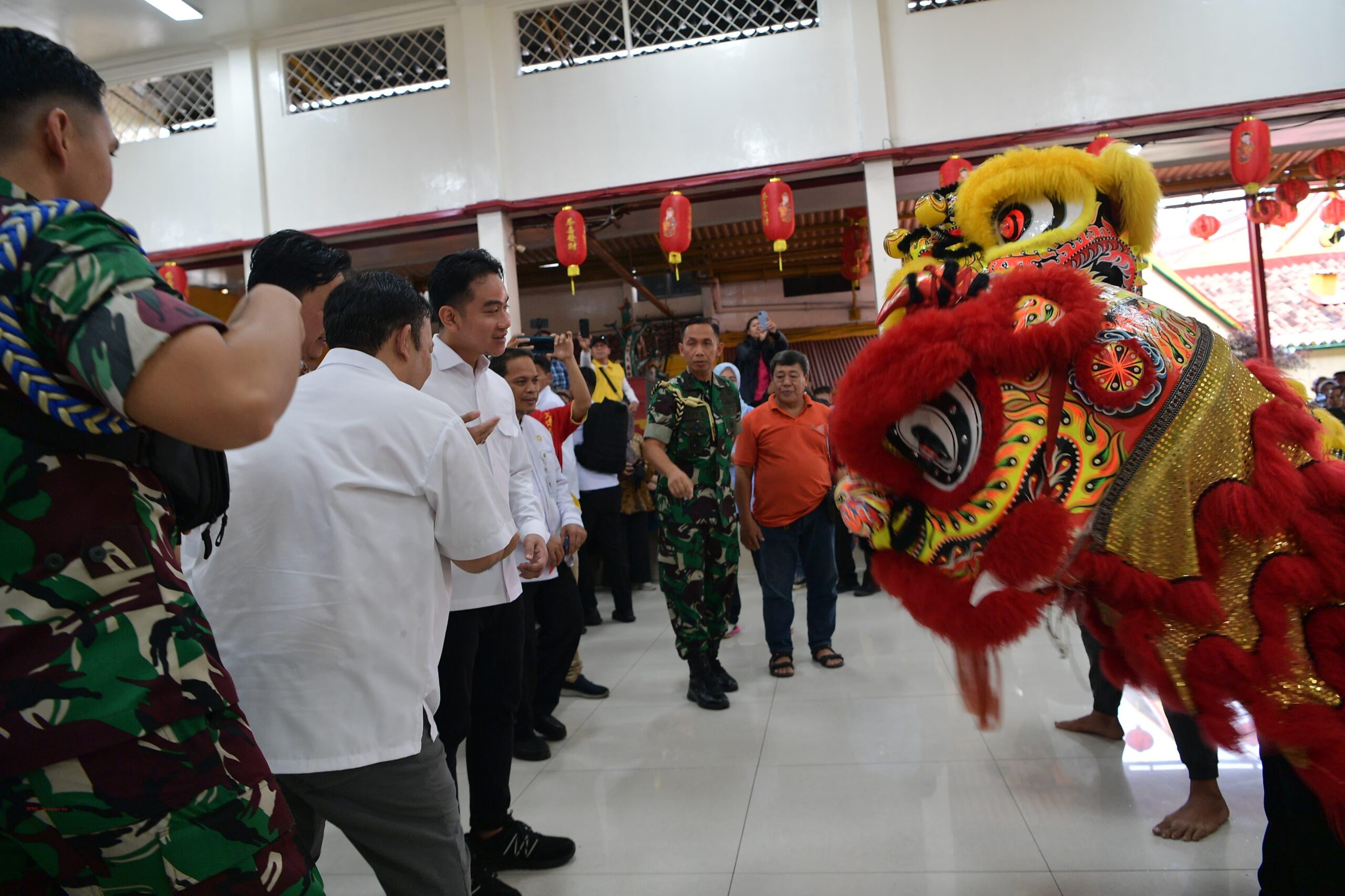 Wapres Gibran Rakabuming Tinjau Persiapan Perayaan Imlek di Klenteng/Hibata.id