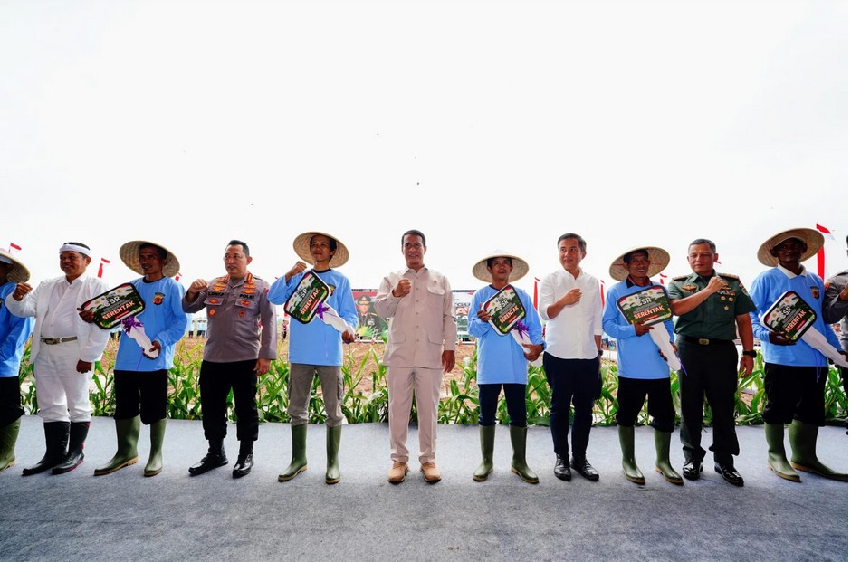 Kapolri dan Menteri Pertanian Luncurkan Penanaman Jagung Serentak 1 Juta Hektare/Hibata.id