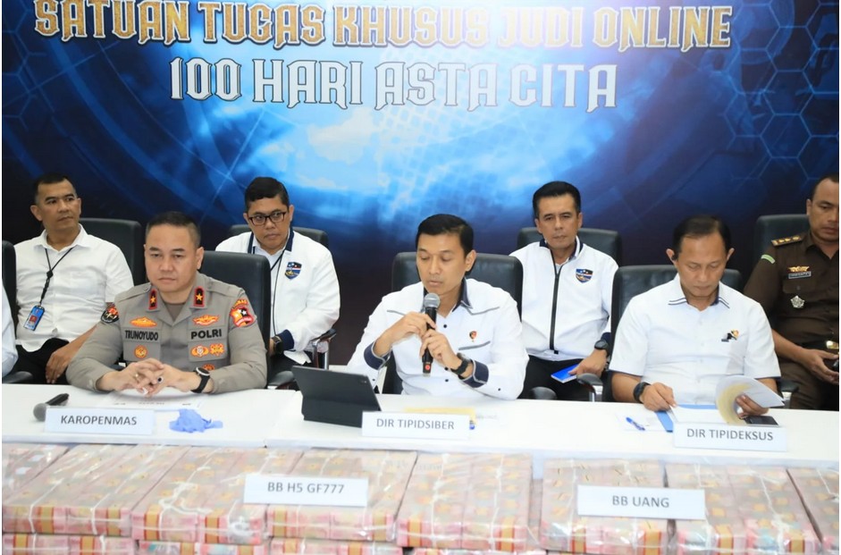 Direktorat Tindak Pidana Siber (Dittipidsiber) Bareskrim Polri berhasil membongkar tiga kasus besar jaringan judi online/Hibata.id