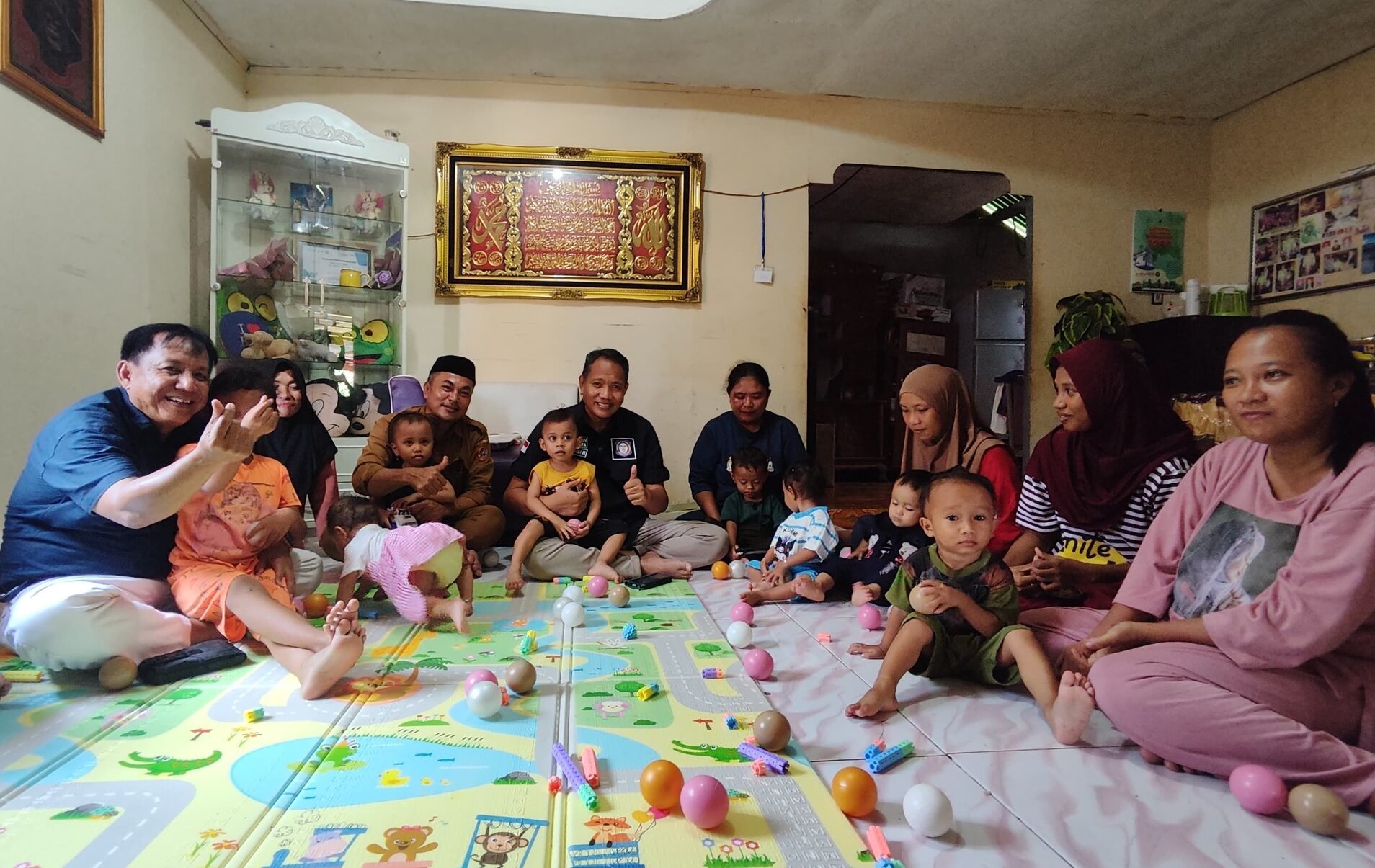 Wakil Ketua DPRD Gorontalo, Ridwan Monoarfa, kunjungi rumah perawatan anak stunting "Bele Mo Sehati"/Hibata.id