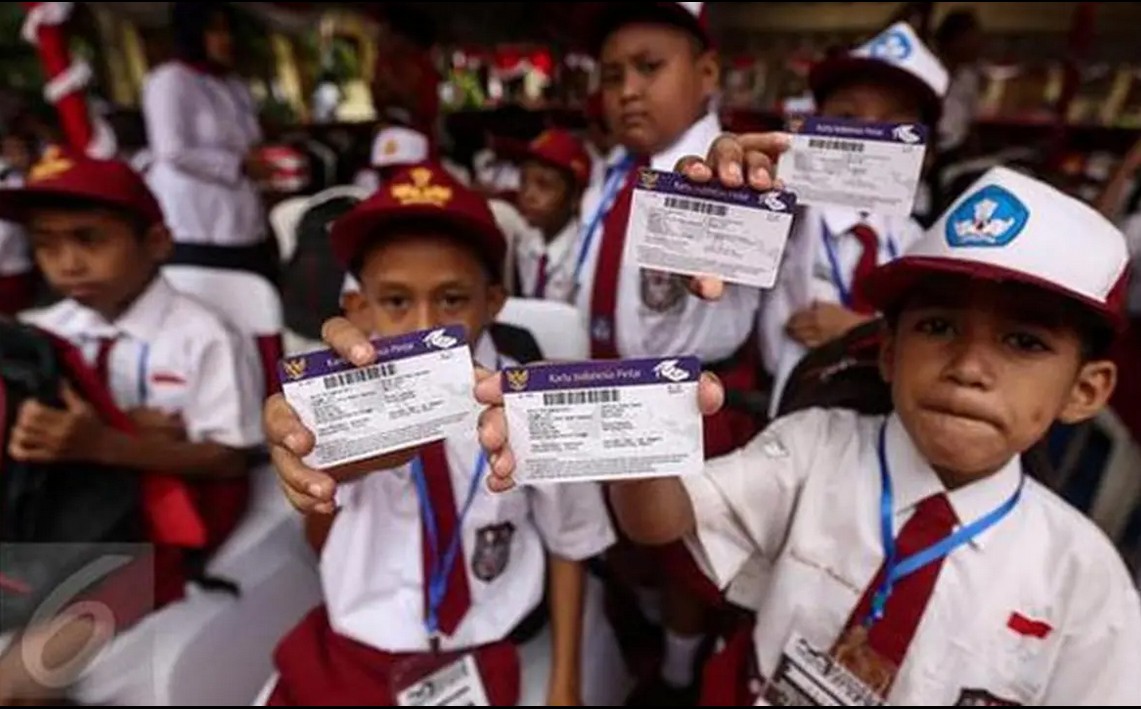 Pemerintah melalui Kementerian Pendidikan, Kebudayaan, Riset, dan Teknologi (Kemdikbudristek) kembali menyalurkan bantuan Program Indonesia Pintar (PIP)/Hibata.id