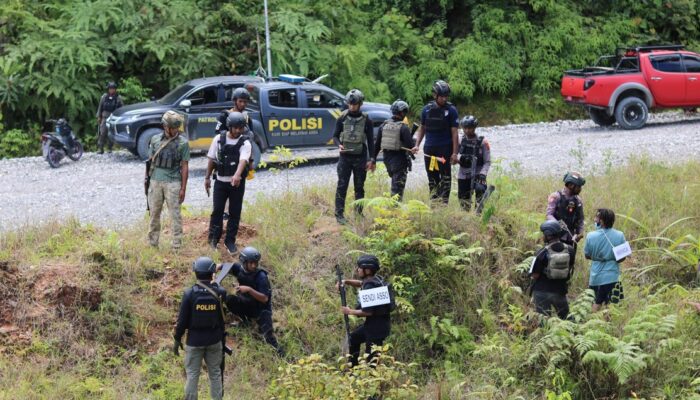 Satgas Damai Cartenz 2025 Gelar Rekonstruksi Penembakan Brigpol Iqbal
