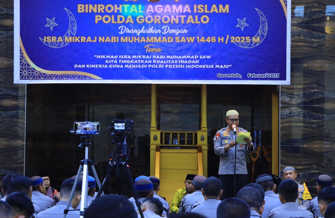 Kapolda Gorontalo Irjen Pol. Drs. Pudji Prasetijanto Hadi saat memberikan sambutan/Hibata.id