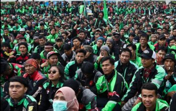 Pengemudi Ojol Gelar Aksi di Kemnaker, Tuntut THR dan Perlindungan Kesejahteraan/Hibata.id