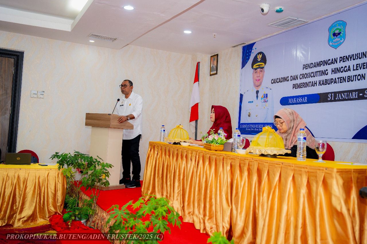 Penjabat (Pj) Sekretaris Daerah (Sekda) Kabupaten Buton Tengah (Buteng), Muhammad Rijal, S.E., M.H., secara resmi membuka acara pendampingan Penyusunan Cascading dan Crosscutting/Hibata.id
