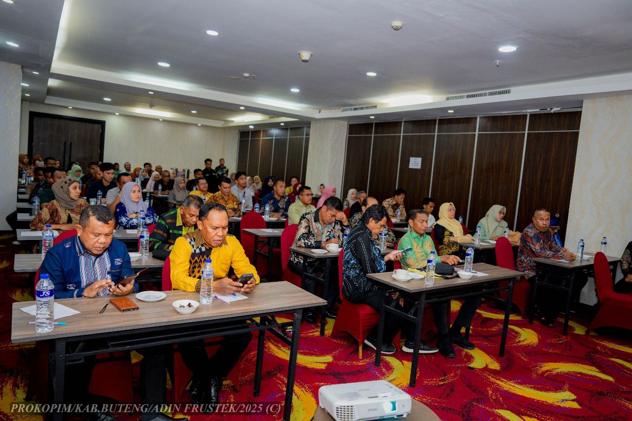 Organisasi Perangkat Daerah (OPD) saat mengikuti Pendampingan Penyusunan Cascading dan Crosscutting di Makassar/Hibata.id