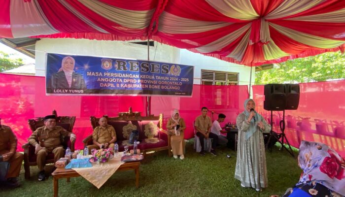 Dalam Rangka Reses, Hj. Lolly Junus Serap Aspirasi Warga Bone Bolango