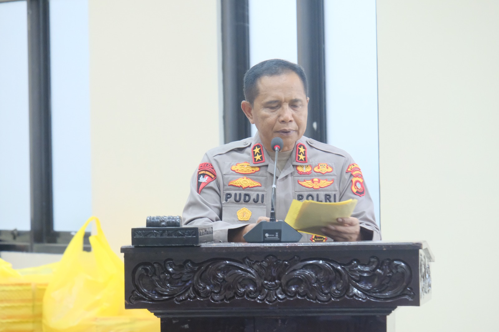 Kapolda Gorontalo Irjen Pol. Drs. Pudji Prasetijanto Hadi, MH., secara resmi membuka Taklimat Awal Audit Kinerja Tahap 1 Tahun 2025/Hibata.id