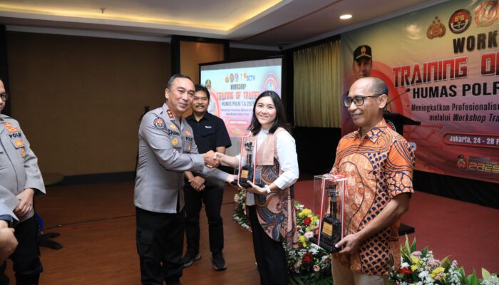 Kadiv Humas Polri Buka Workshop Training of Trainer 2025