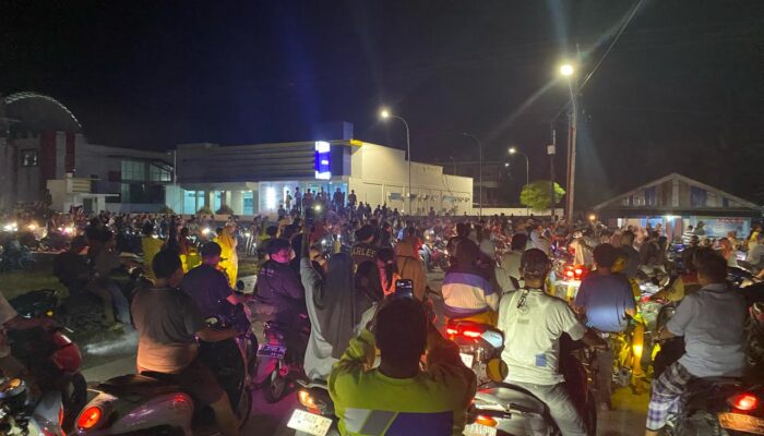 Ribuan Relawan SAMA AZAN Gelar Konvoi Kemenangan Usai Putusan MK