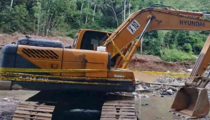 Satu Alat Berat dan 3 Orang Pelaku PETI di Hutan Boliyohuto Ditangkap