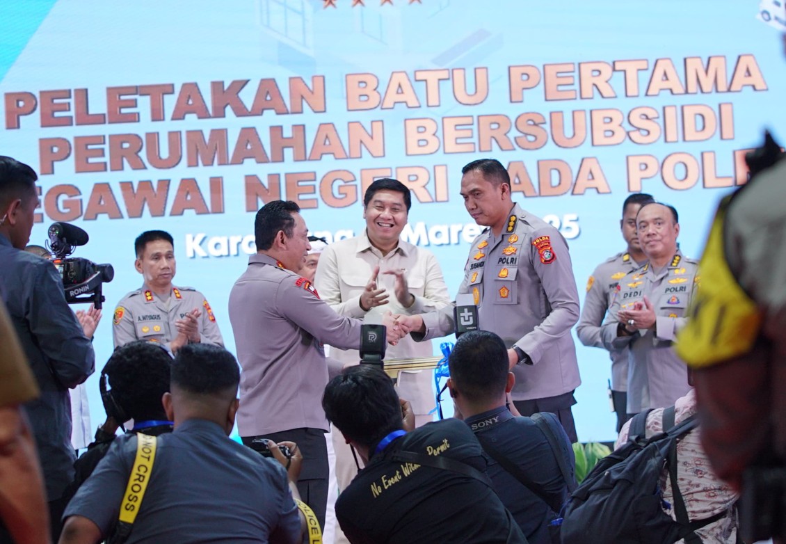 Kapolri Jenderal Listyo Sigit Prabowo memimpin groundbreaking serentak program perumahan subsidi bagi anggota Polri dan pegawai negeri sipil Polri./Hibata.id