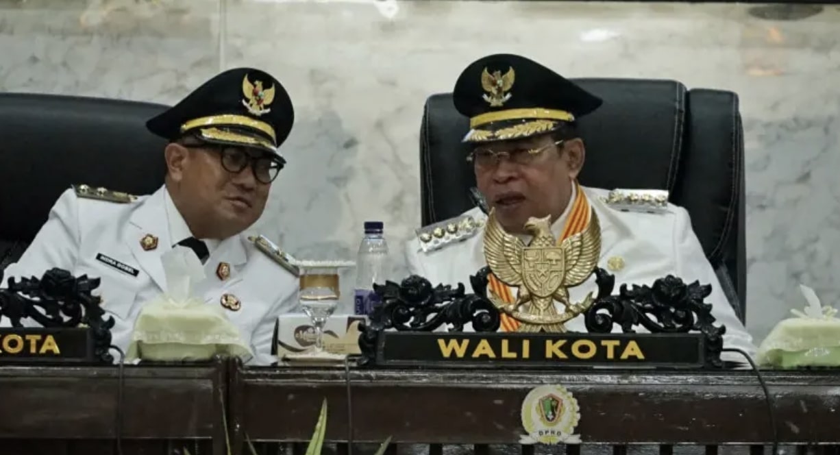 Wali Kota dan Wakil Wali Kota Gorontalo, Adhan Dambea-Indra Gobel. (Foto; Humas Pemkot Gorontalo)