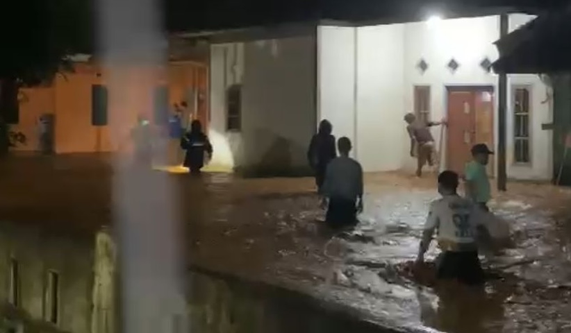 Kondisi Banjir yang melanda Kabupaten Morowali, khususnya di Kecamatan Bahodopi. (Foto: Istw)