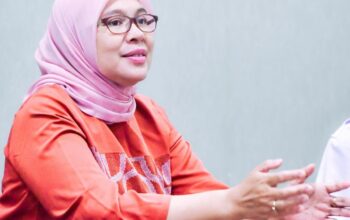 Anggota Komisi I DPRD Provinsi Gorontalo, Femmy Udoki. Foto: Sularso Ding/Hibata.id