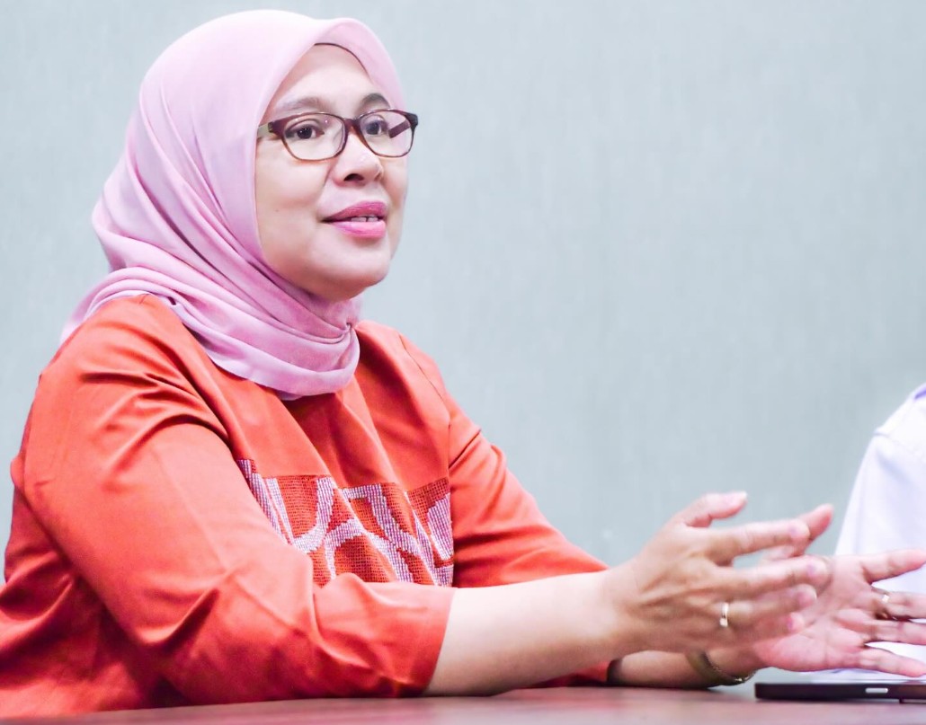 Anggota Komisi I DPRD Provinsi Gorontalo, Femmy Udoki. Foto: Sularso Ding/Hibata.id