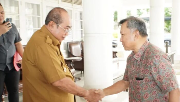Adhan Dambea Bertemu Direksi BSG, Gorontalo Ditawarkan Dua Posisi
