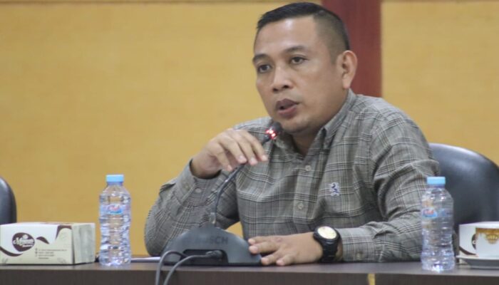 Rapat Pansus LKPJ di Gorontalo, Ghalieb Lahidjun Minta Rekomendasi Tepat Sasaran