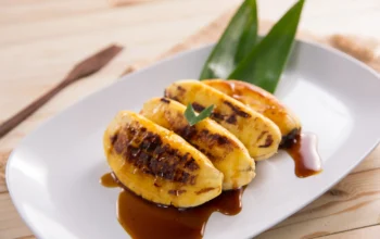 Pisang Epe, Warisan Kuliner Kendari yang Terus Bertahan di Tengah Modernitas. Foto: Istimewa/Hibata.id