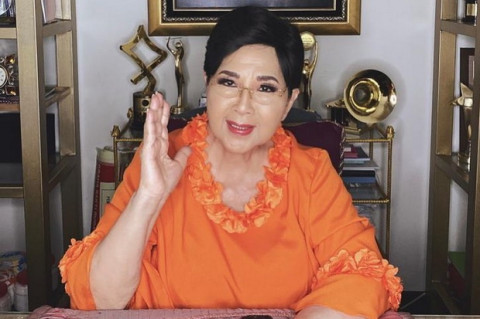 Titiek Puspa, penyanyi legendaris Indonesia, meninggal dunia di RS Medistra Jakarta pada Kamis, 10 April 2025. Ia wafat setelah mengalami pendarahan otak kiri.
