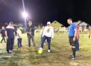Wakil Bupati Risman Tolingguhu menghadiri sekaligus membuka Tournament Mini Soccer Libra Cup II tahun 2025. Kegiatan tersebut turut dihadiri Sekda Iwan Mustapa, Staf Ahli I TP. PKK Bone Bolango, Gamaria Djura yang juga istri Wakil Bupati, dan Kadisparpora Yamin Abbas, di Lapangan Hijau Desa Libungo, Kecamatan Suwawa Selatan, Jumat (16/5/2025) malam. (F.AKP)/Hibata.id