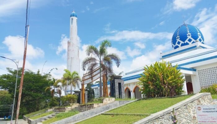 Masjid Baitul Haq Islamic Center Bone Bolango Tak lagi Masjid Agung
