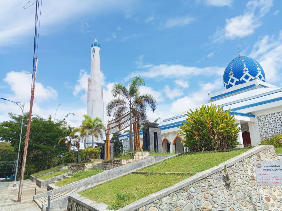 Ismet Mile Kembalikan Masjid Al-Marhamah Suwawa Kembali Jadi Masjid Agung/Hibata.id