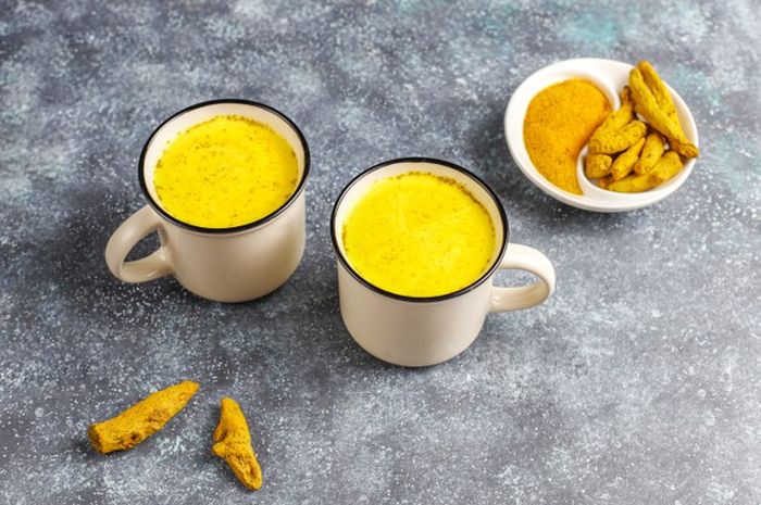 Kunyit mengandung kurkumin yang memiliki efek antiinflamasi dan antioksidan. Berikut tujuh penyakit yang dapat diredakan dengan konsumsi kunyit. Foto: Istimewa/Hibata.id
