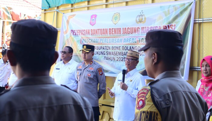 Pemerintah Pusat Salurkan 18 Ton Benih Jagung Super Hibrida ke Petani Bone Bolango