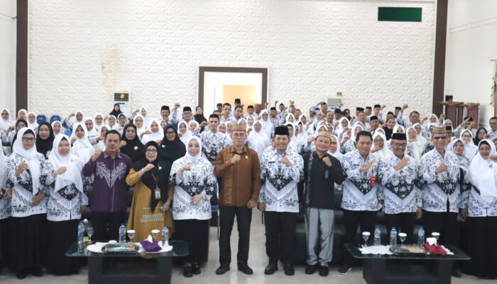 Sekda Bone Bolango: Guru Pilar Utama Bangun Peradaban dan Karakter Bangsa