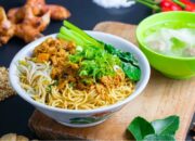 Mie ayam kampung khas Gorontalo. Foto: Fimela/Hibata.id