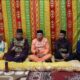 Bupati Bone Bolango, Ismet Mile dan Wakil Bupati Risman Tolingguhu didampingi Ketua TP. PKK Ruwaida Mile dan Wakil Ketua TP. PKK Gamaria Djura menjalani prosesi adat Mopotilolo perdana di dua kecamatan, yakni Kecamatan Kabila Bone dan Kecamatan Bonepantai, Jumat (2/5/2025). (F.AKP)/Hibata.id