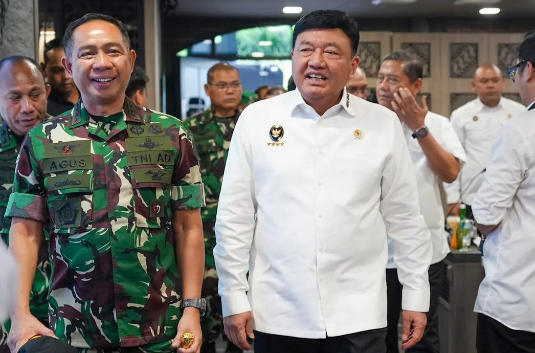 Menteri Koordinator Politik dan Keamanan Budi Gunawan dan Panglima TNI Jenderl Agus Subiyanto (Istimewa)/Hibata.id