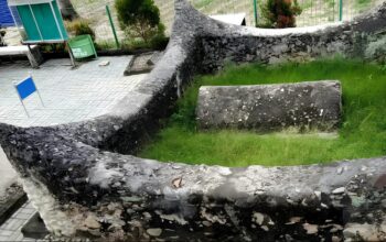 Misteri Makam Raja Blongkod hingga Penjaga Berwujud Kucing Hitam