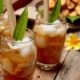 ilustrasi es kelapa muda/copyright Shutterstock/Hibata.id