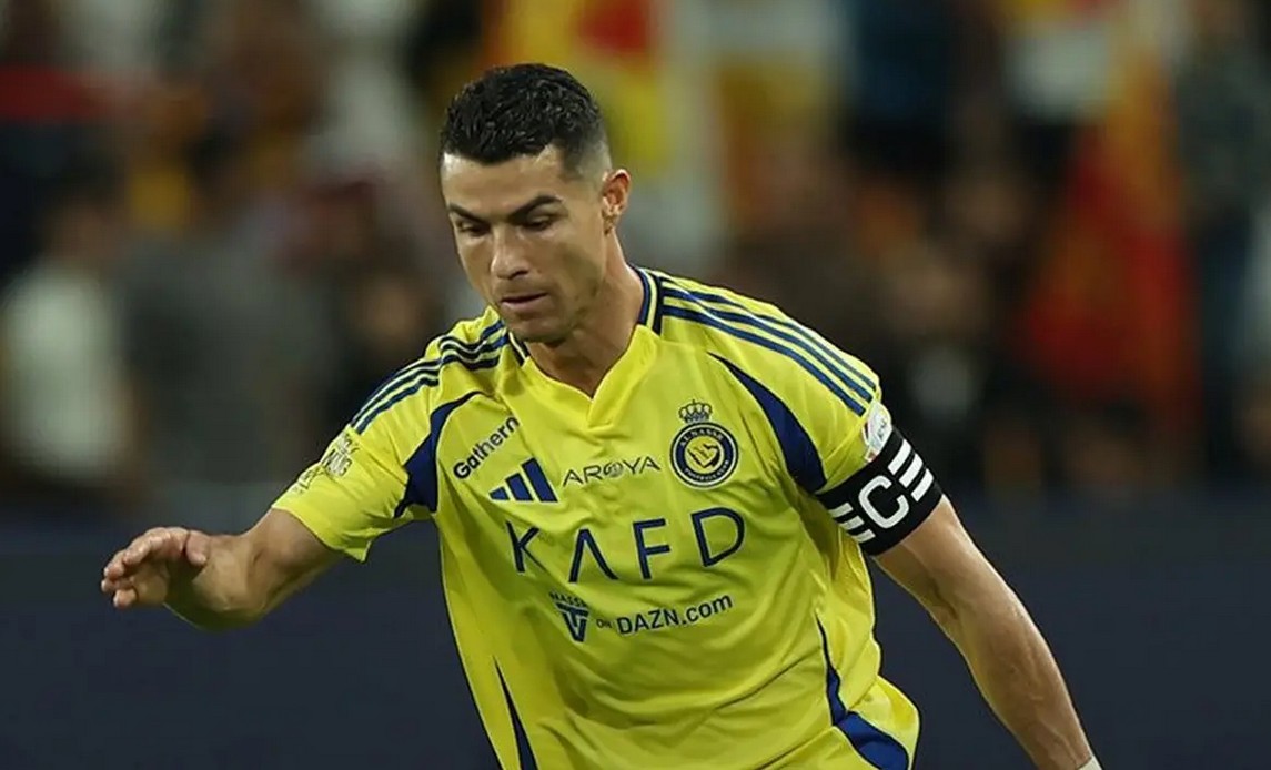 Cristiano Ronaldo tampil dalam pertandingan Saudi Pro League antara Al Nassr melawan Al Qadisiya pada Sabtu, 23 November 2024/Liputan6.com/Hibata.id
