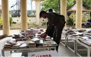 Dinas Kearsipan dan Perpustakaan (DKP) Kota Gorontalo saat menggelar Roadshow Gerakan Literasi Gorontalo. (Foto: Humas Pemkot Gorontalo)