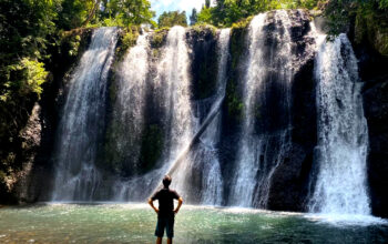 Kabupaten Kepulauan Sangihe, mengalir tiga air terjun alami yang memesona: Nahepese, Elong, dan Matei/FOTO: Hamdan/Hibata.id