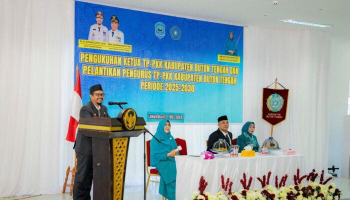 Dr. Azhari Kukuhkan Pengurus TP-PKK, Fokus pada Pemberdayaan Perempuan