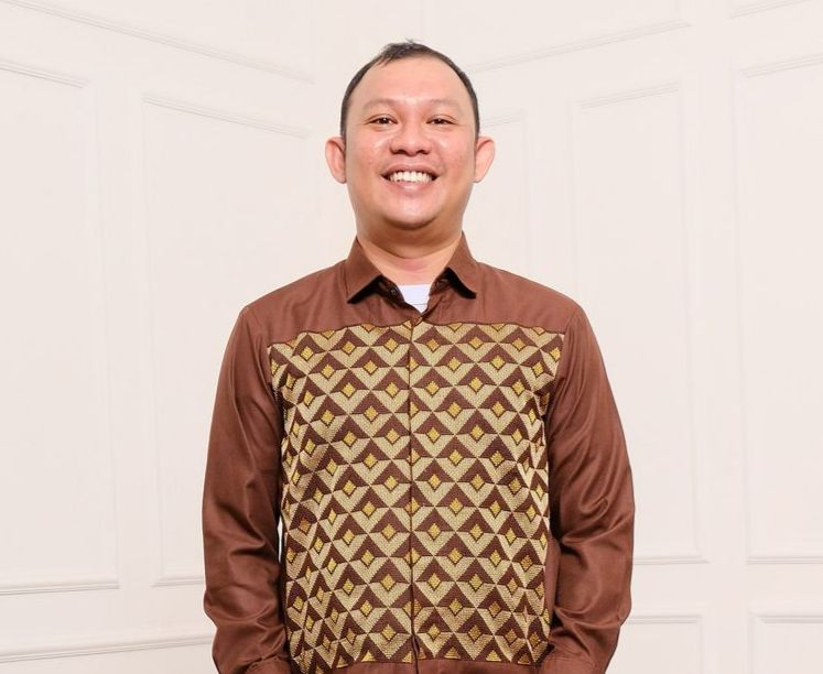 Rezkiawan Tantawi-Pengajar Jurusan Manajemen FEB UNG