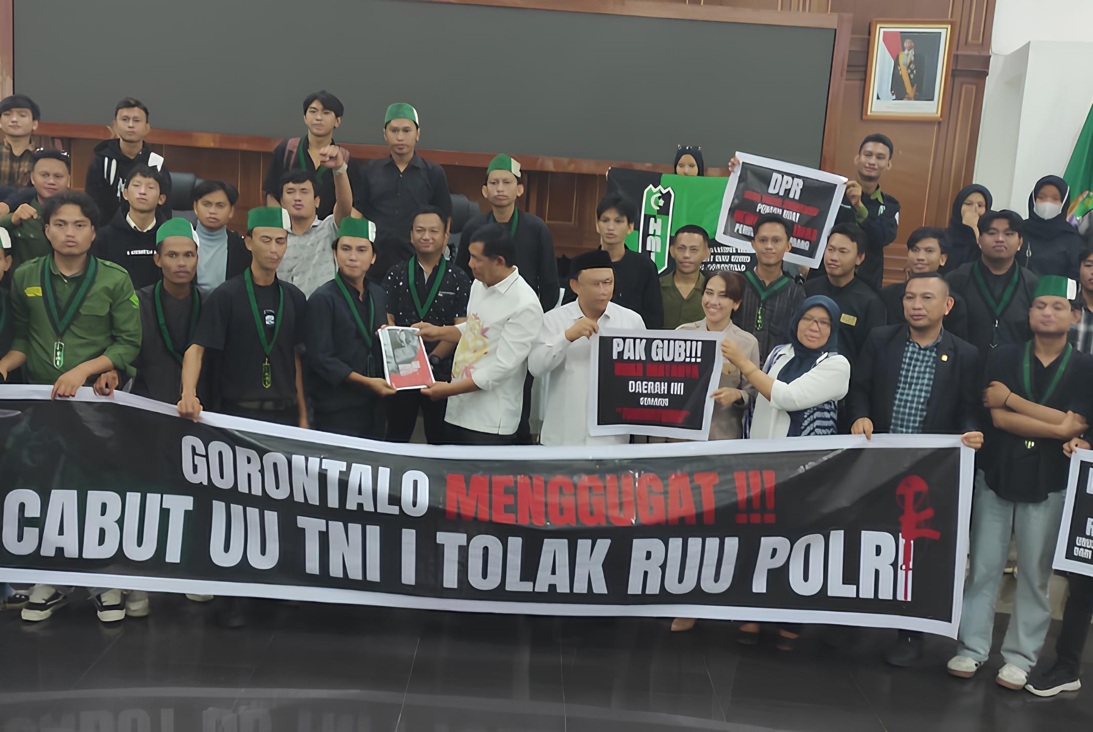 Anggota DPRD Provinsi Gorontalo dari Fraksi Partai Amanat Nasional (PAN), Femmy Udoki, menegaskan bahwa lembaganya tidak pernah menutup diri terhadap kritik, terutama yang datang dari kalangan mahasiswa/Hibata.id