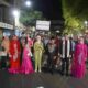 Wali Kota Gorontalo, Adhan Dambea dan Para delegasi mengenakan busana tradisional Karawo—kebanggaan Gorontalo yang dikenal dengan sulaman tangan bernilai seni tinggi. (Foto: Humas Pemkot Gorontalo)