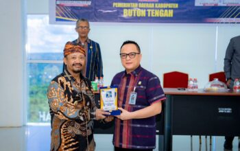 Kemenkumham Sultra dan Pemkab Buton Tengah bahas harmonisasi regulasi, perlindungan kekayaan intelektual, dan pembentukan Koperasi Merah Putih serta Posbakum desa/Hibata.id