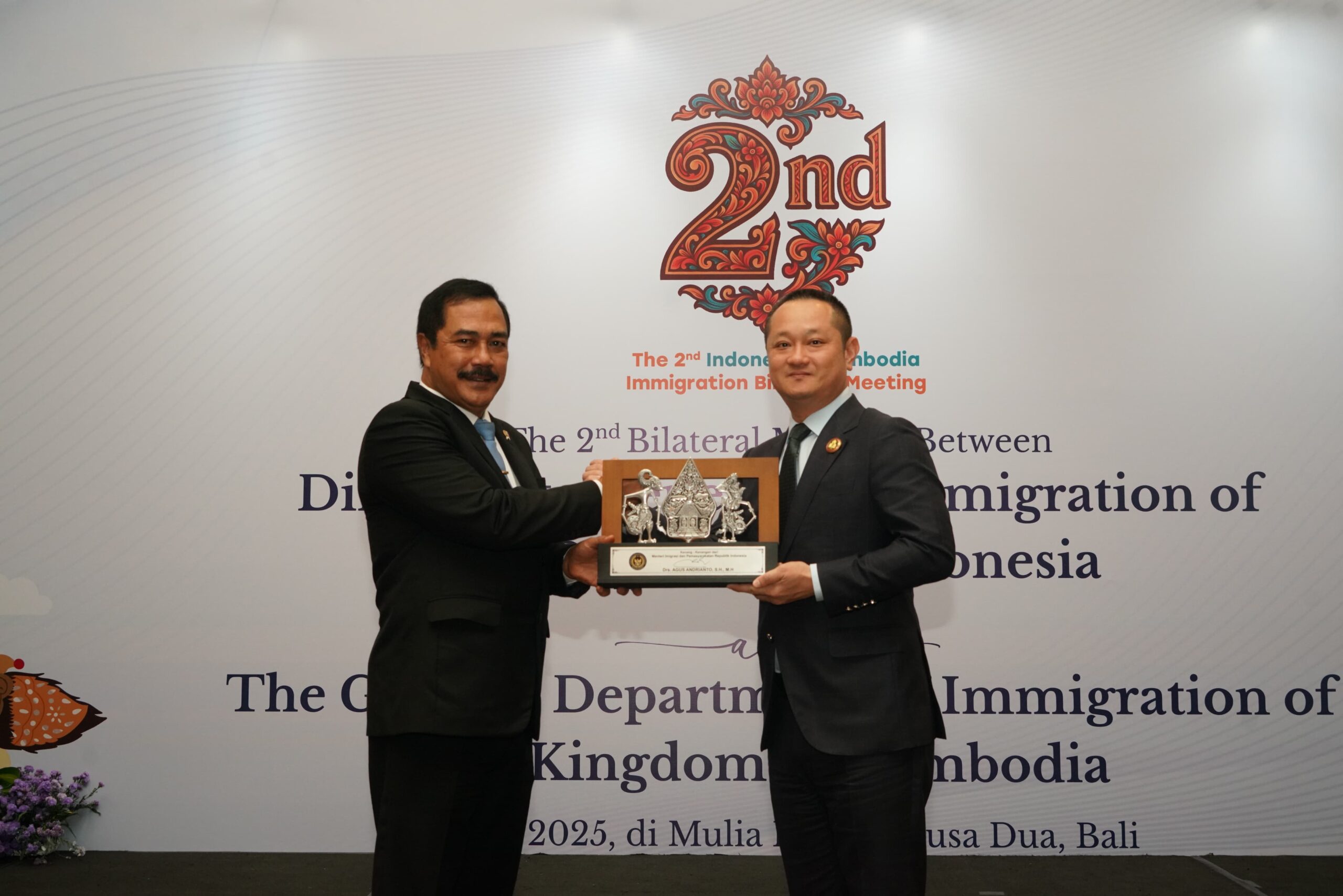 Menteri Imigrasi dan Pemasyarakatan, Agus Andrianto dan Dirjen Imigrasi Kamboja, Sok Veasna/Hibata.id