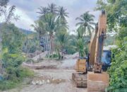 Aktivitas PETI di Belakang Kantor Camat Dengilo. (Foto: Dok. Hibata.id)
