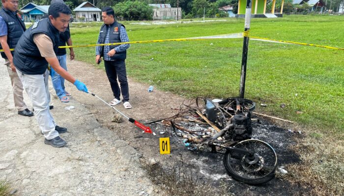 Penjual Es Keliling di Gorontalo Diserang dan Motornya Dibakar Preman