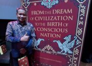 Wakil Ketua DPRD Provinsi Gorontalo Ridwan Monoarfa saat peluncuran buku Prof Connie Rahakundini Bakrie. Dok: Pribadi/Hibata