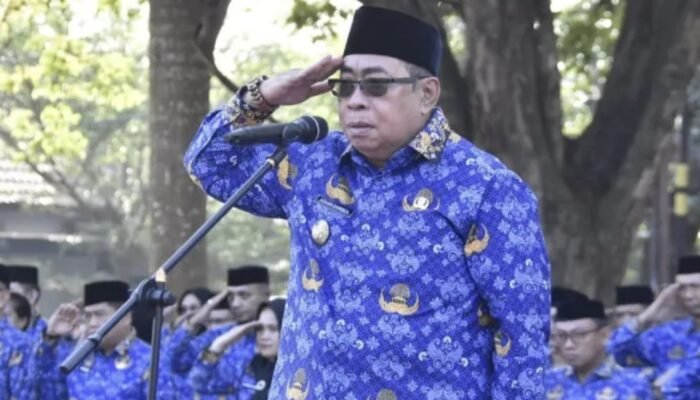 Adhan Dambea, Pemimpin yang Menginspirasi